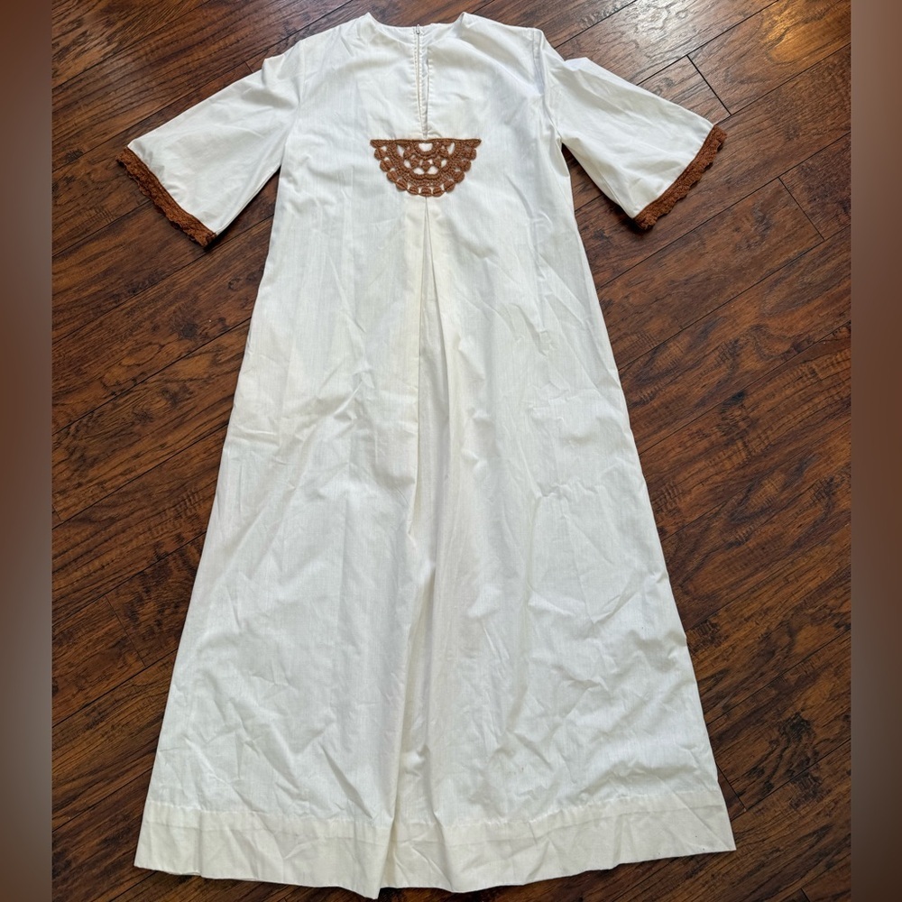 Vintage 1970s Caftan Maxi Dress with Brown Crochet Knit Cottagecore | Small - Picture 3 of 8